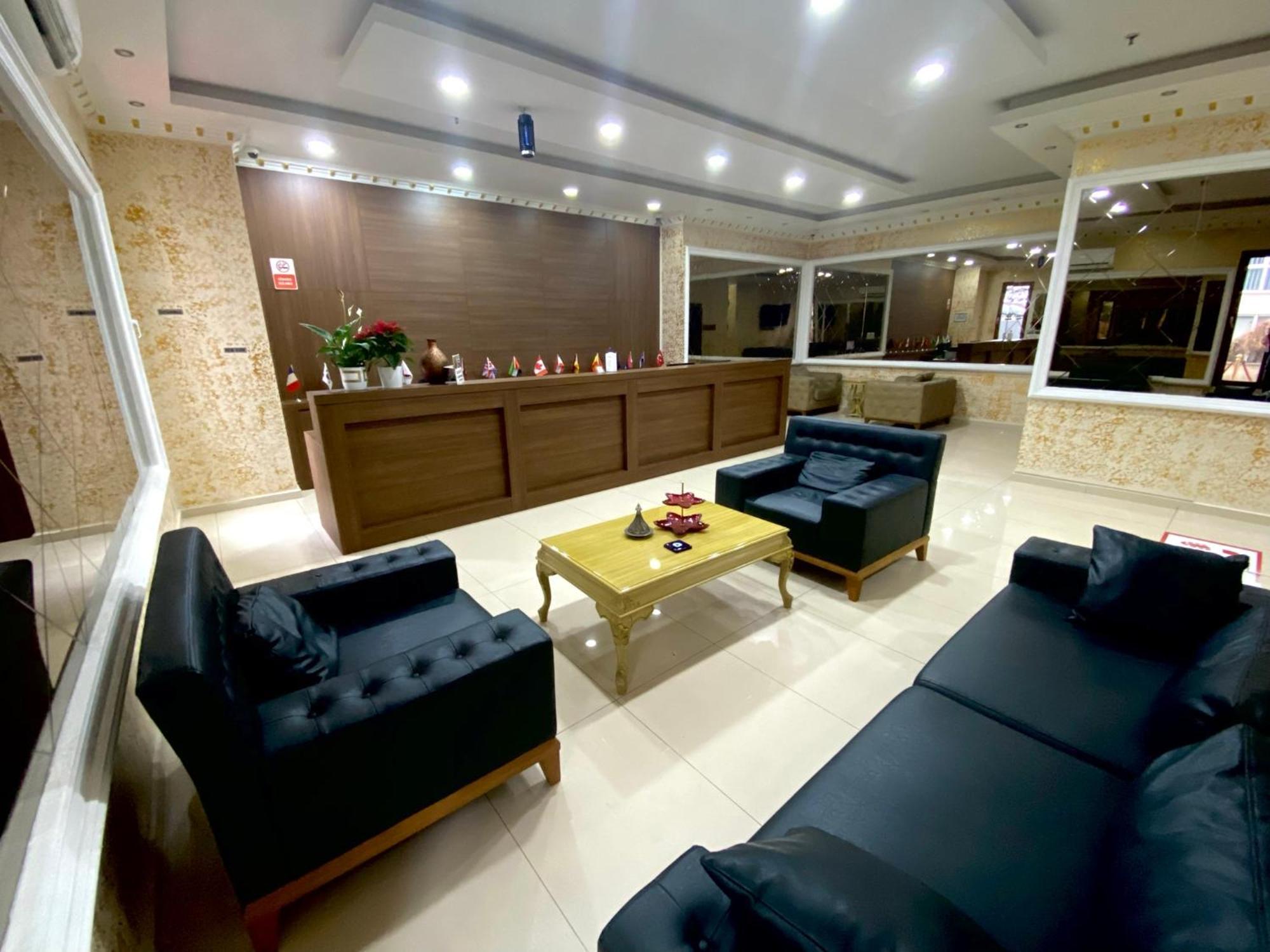 Myy Suites Hotel Istanboel Buitenkant foto